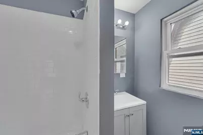513 Sandford, Newark, NJ 07106 - Photo 30