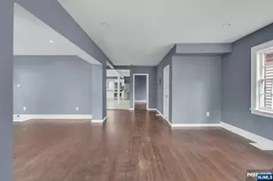 513 Sandford, Newark, NJ 07106 - Photo 2