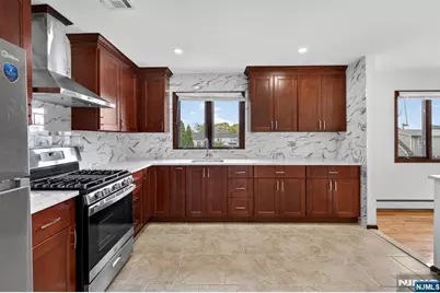 97 Sipp Avenue 2 #2, Clifton, NJ 07013 - Photo 6