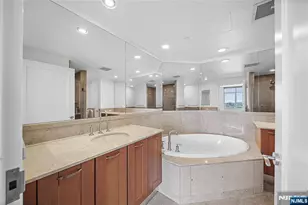 8100 River Road 915, North Bergen, NJ 07047 - Photo 16