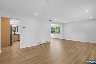 11 Raymond St, Englewood Cliffs, NJ 07632 - Photo 6