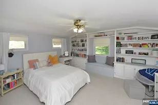 65 Clover Ct, New Milford, NJ 07646 - Photo 16