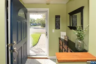 65 Clover Ct, New Milford, NJ 07646 - Photo 2