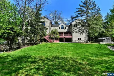 962 Arapaho Trail, Franklin Lakes, NJ 07417 - Photo 4