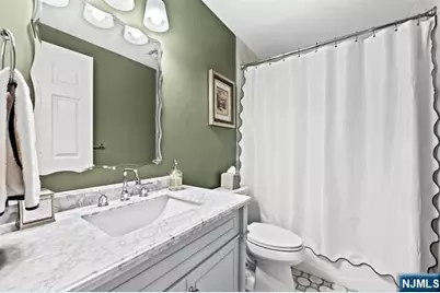 82 Clinton Street 5E #5E, Hoboken, NJ 07030 - Photo 16