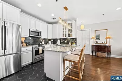 82 Clinton Street 5E #5E, Hoboken, NJ 07030 - Photo 8