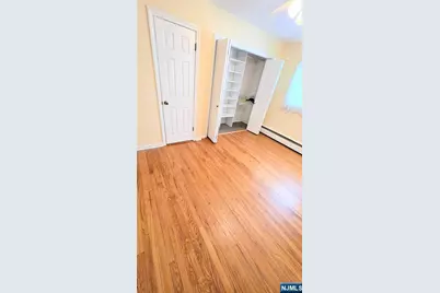 648 Milton Avenue 1st Floor #1st floor, Lyndhurst Township, NJ 07071 - Photo 10