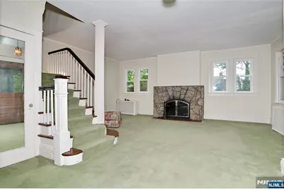 388 Allaire Avenue, Leonia, NJ 07605 - Photo 6