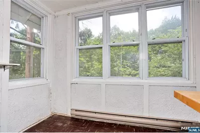 388 Allaire Avenue, Leonia, NJ 07605 - Photo 20