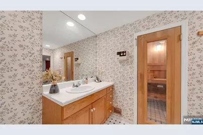 11 Lower Cross Road, Saddle River, NJ 07458 - Photo 24