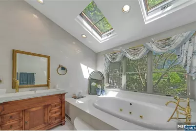 11 Lower Cross Road, Saddle River, NJ 07458 - Photo 16