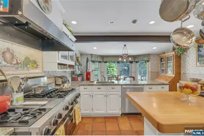 11 Lower Cross Road, Saddle River, NJ 07458 - Photo 10