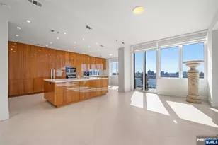 100 Carlyle Dr Vp6, Cliffside Park, NJ 07010 - Photo 18