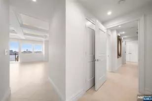 100 Carlyle Dr Vp6, Cliffside Park, NJ 07010 - Photo 32
