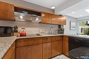 593 Ridgeland Terrace, Englewood, NJ 07631 - Photo 24