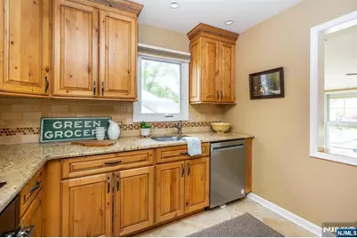 52 Sommer Avenue, Glen Ridge, NJ 07028 - Photo 12