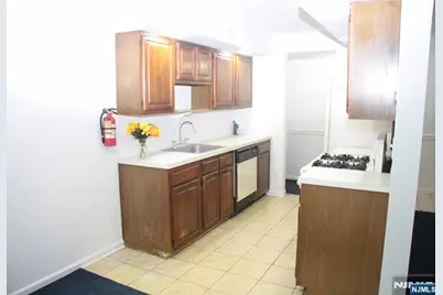 3801 Mark Twain Way, Mahwah, NJ 07430 - Photo 18