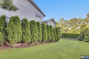 38 Ash St, Englewood Cliffs, NJ 07632 - Photo 20