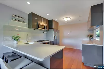 38 Ash Street, Englewood Cliffs, NJ 07632 - Photo 10