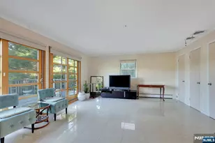 38 Ash St, Englewood Cliffs, NJ 07632 - Photo 4
