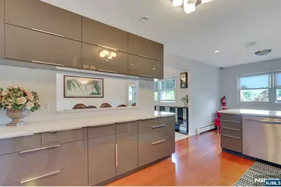 38 Ash Street, Englewood Cliffs, NJ 07632 - Photo 4