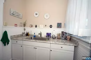 650 Main St, Little Falls Township, NJ 07424 - Photo 8