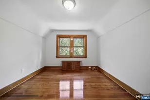35 Mulder Ln, Midland Park, NJ 07432 - Photo 10