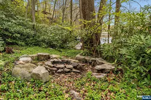 351 Lakeshore Dr, Vernon, NJ 07422 - Photo 6