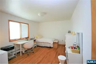 31 Marion Ave 2, Cliffside Park, NJ 07010 - Photo 10