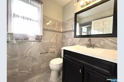 25 Wallis Avenue, Jersey City, NJ 07306 - Photo 6