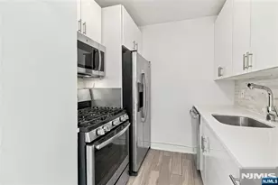 500 Central Ave 504, Union City, NJ 07087 - Photo 10