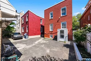8401 2nd Ave, North Bergen, NJ 07047 - Photo 16