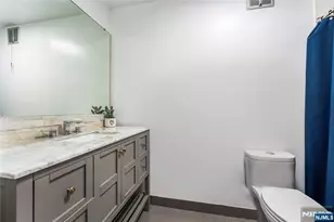 300 Winston Dr 318, Cliffside Park, NJ 07010 - Photo 20
