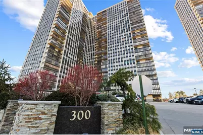 300 Winston Drive 318 #318, Cliffside Park, NJ 07010 - Photo 1