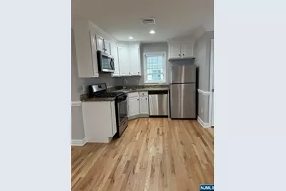 24 New Street 2 #2, Bayonne, NJ 07002 - Photo 8