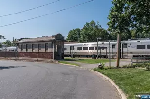 140 W Allendale Ave 2B, Allendale, NJ 07401 - Photo 16