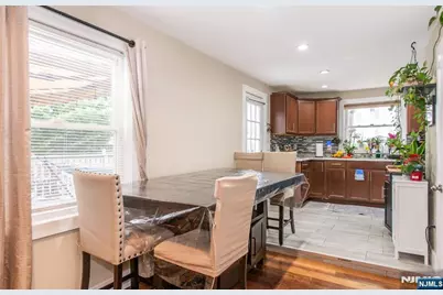 21 Chestnut Street, Garfield, NJ 07026 - Photo 8