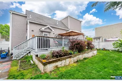21 Chestnut Street, Garfield, NJ 07026 - Photo 16