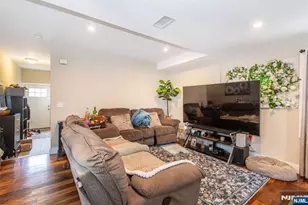 21 Chestnut St, Garfield, NJ 07026 - Photo 4