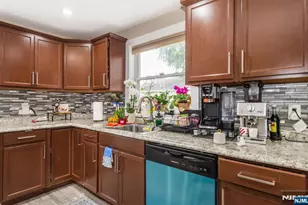 21 Chestnut St, Garfield, NJ 07026 - Photo 6