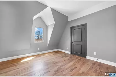 219 Clerk Street, Jersey City, NJ 07305 - Photo 8
