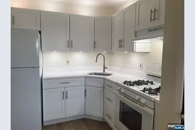 635B Ridge Road B #B, Lyndhurst Township, NJ 07071 - Photo 12