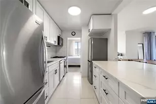 2100 Linwood Ave 21J, Fort Lee, NJ 07024 - Photo 6