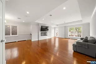 43 Henry Ave 2Fl, Palisades Park, NJ 07650 - Photo 4