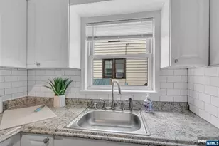 1053 Anderson Ave, Fort Lee, NJ 07024 - Photo 14