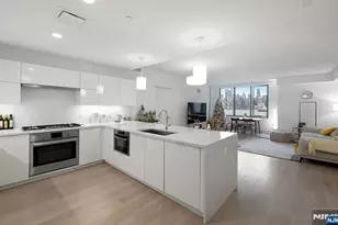 9 Ave At Port Imperial 713, West New York, NJ 07093 - Photo 6