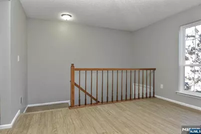 501 Quince Court, Mahwah, NJ 07430 - Photo 4