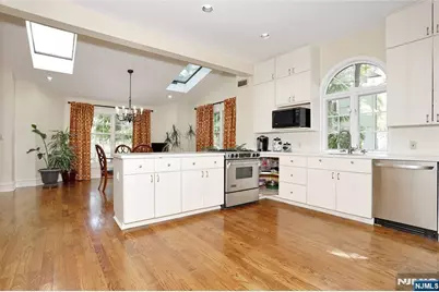191 Hillside Avenue, Englewood, NJ 07631 - Photo 14