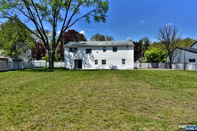 5 Burnside Place, Wayne, NJ 07026 - Photo 12