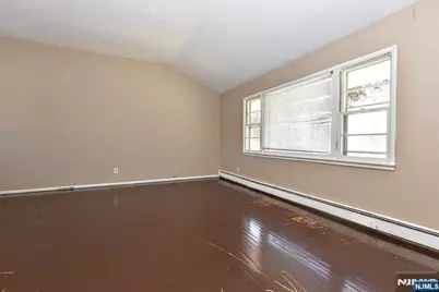 5 Burnside Place, Wayne, NJ 07026 - Photo 16